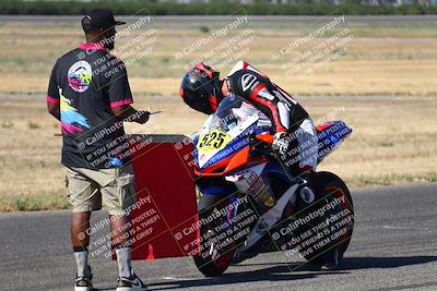 media/Aug-13-2023-CRA (Sun) [[1cfc37a6fb]]/Race 3 600 Superbike/Grid Shots/